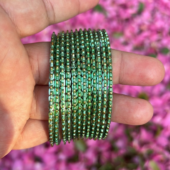 GREEN BANGLES - Picture 6 of 16